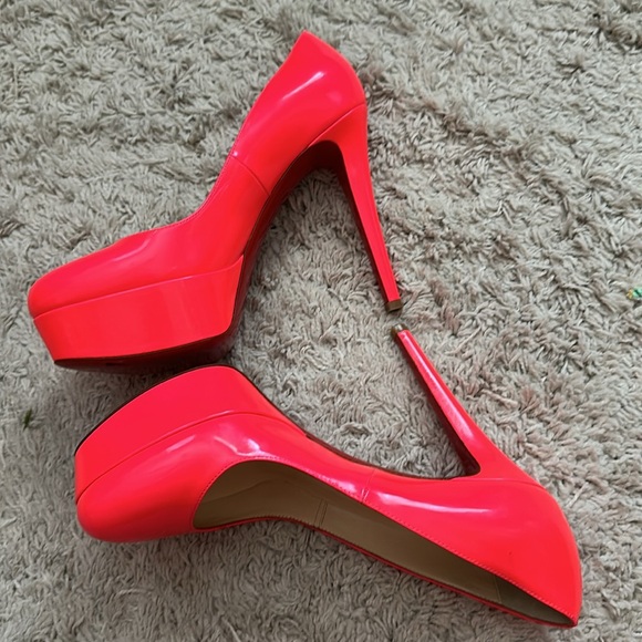 Christian Louboutin bright coral platform heels - Picture 5 of 12